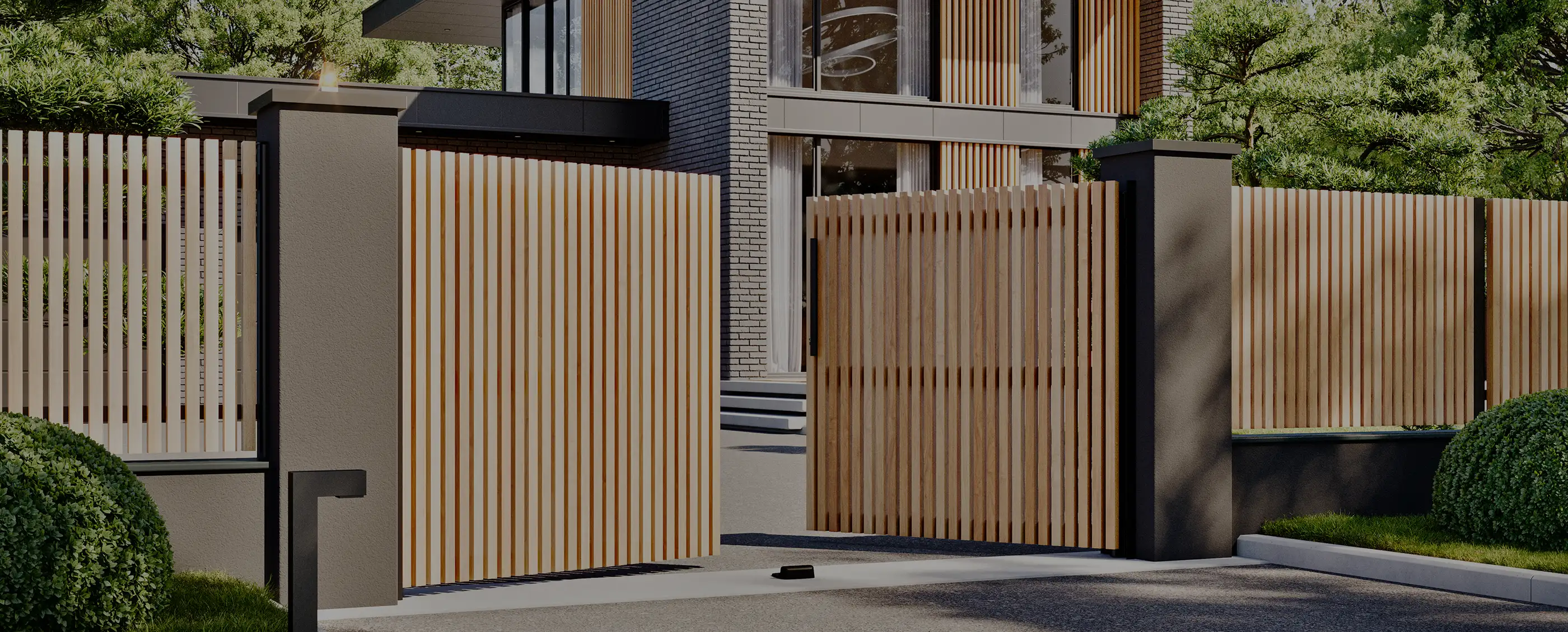 Swing gate with Anian red cedar wood strip by kostum